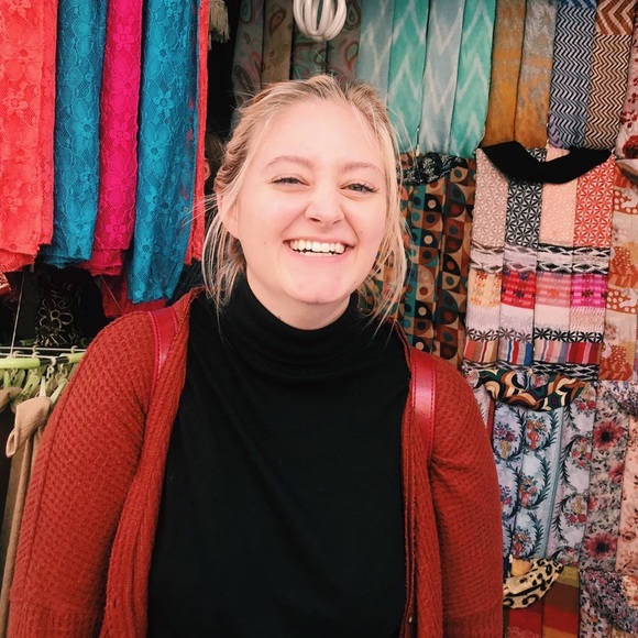 hey you with the pretty face - Picture 3 of 4